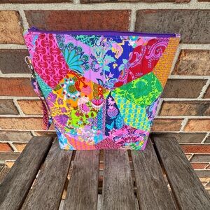 Handmade quilted cosmetic travel bag